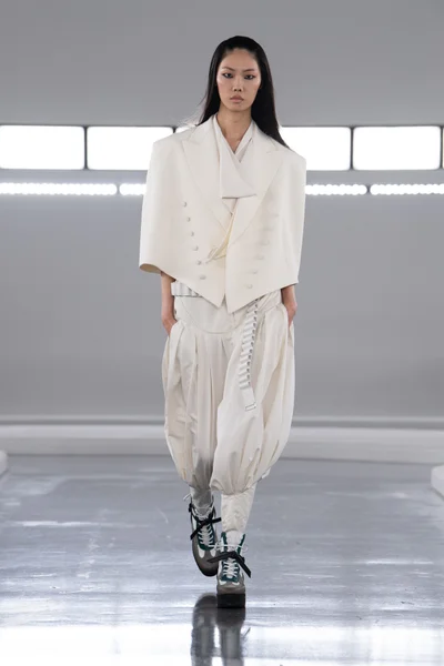 Look 52